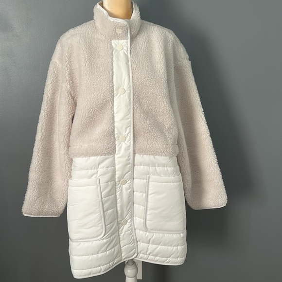 Ann Taylor Jackets & Blazers - Sherpa Mixed Media Puffer Coat Size L